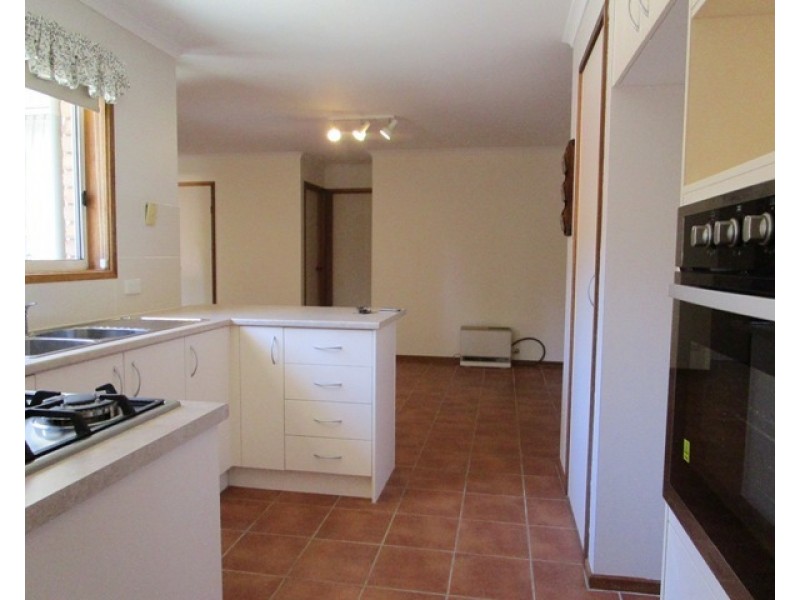 19 Bilkurra Street, Queanbeyan NSW 2620