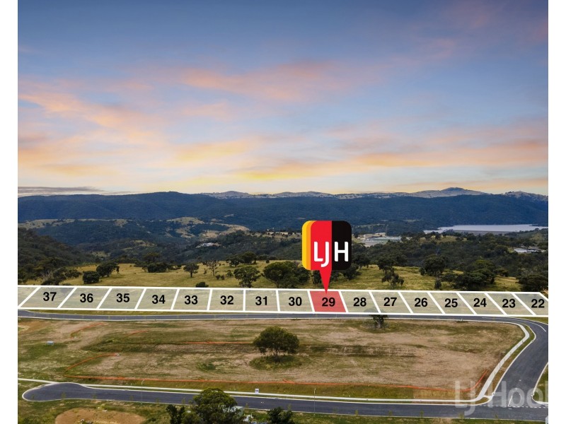 16 Chimney Rise, Googong NSW 2620