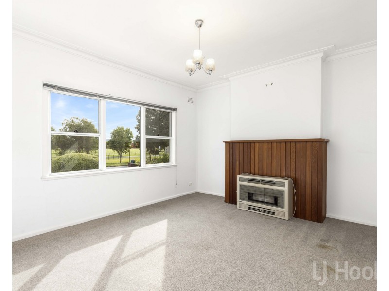 22 Glebe Avenue, Queanbeyan NSW 2620