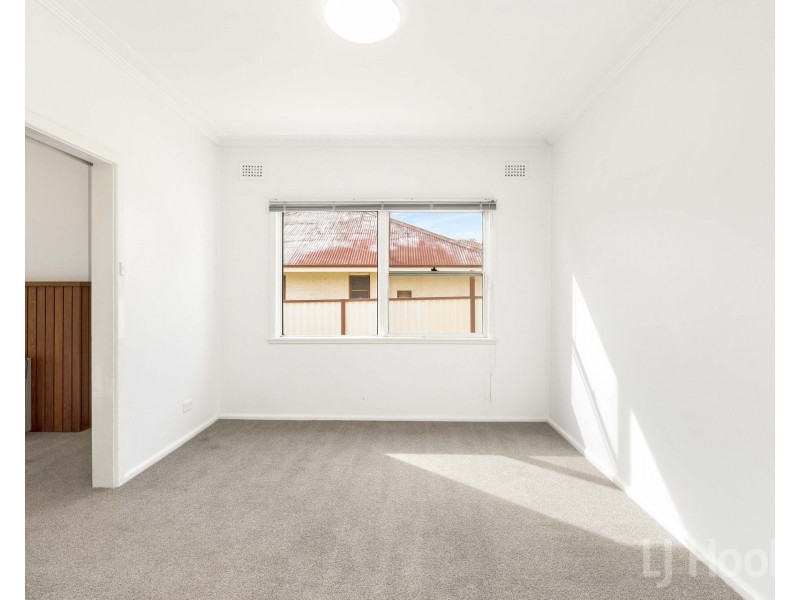 22 Glebe Avenue, Queanbeyan NSW 2620