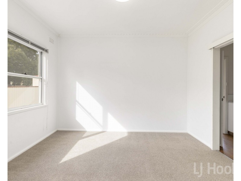 22 Glebe Avenue, Queanbeyan NSW 2620