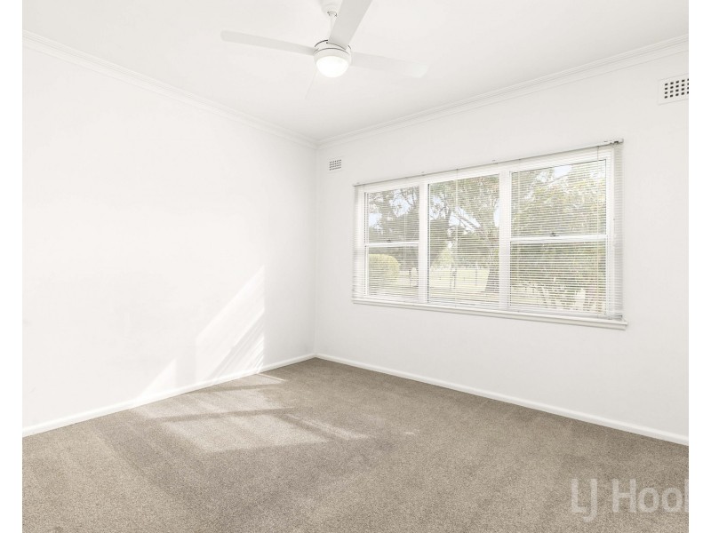 22 Glebe Avenue, Queanbeyan NSW 2620
