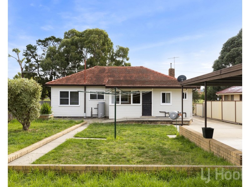 22 Glebe Avenue, Queanbeyan NSW 2620