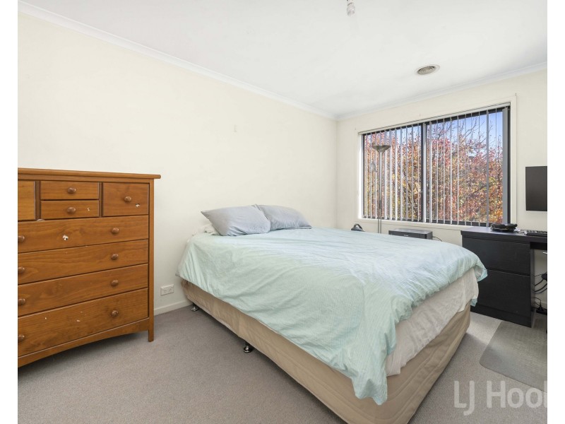 2/122 Fergus Road, Karabar NSW 2620