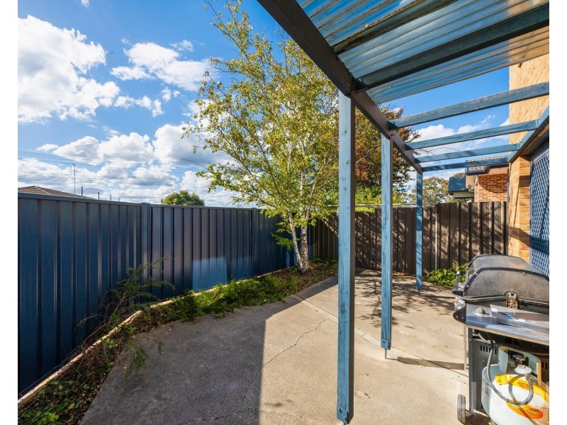 2/122 Fergus Road, Karabar NSW 2620