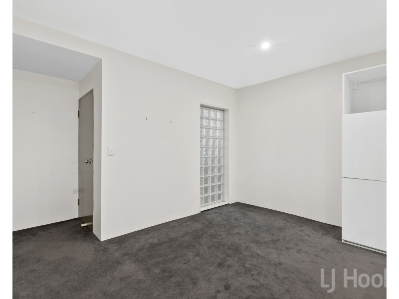 13D/17 Uriarra Road, Queanbeyan NSW 2620