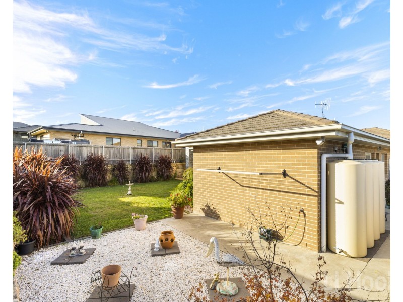 7 Baker Crescent, Googong NSW 2620