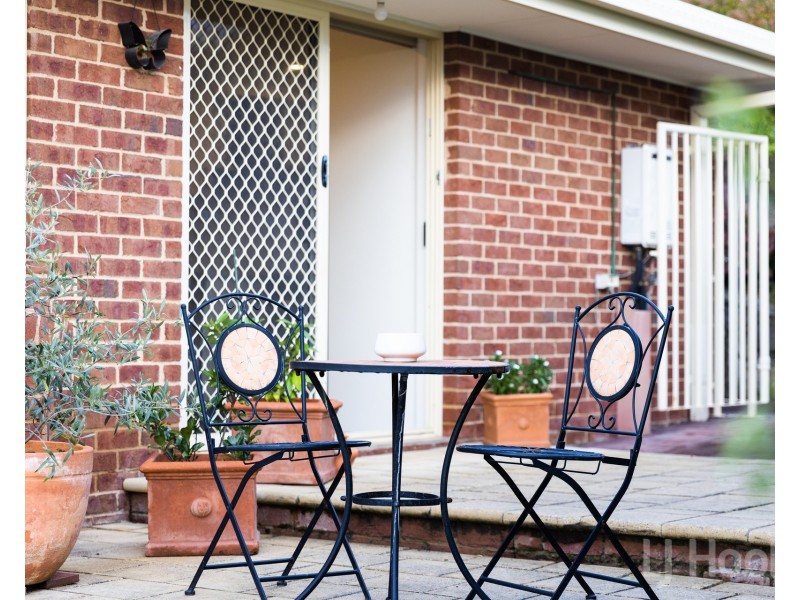 8 Olive Place, Jerrabomberra NSW 2619