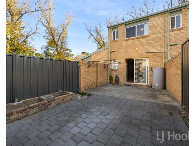 6/4 Booth Street, Queanbeyan East NSW 2620