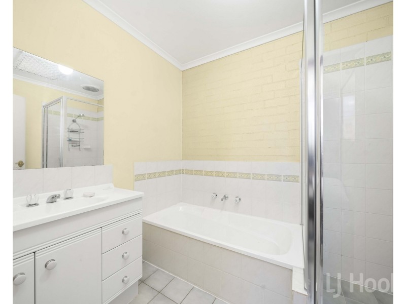 6/4 Booth Street, Queanbeyan East NSW 2620