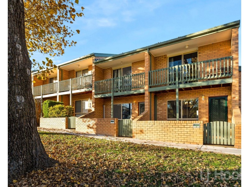 6/4 Booth Street, Queanbeyan East NSW 2620