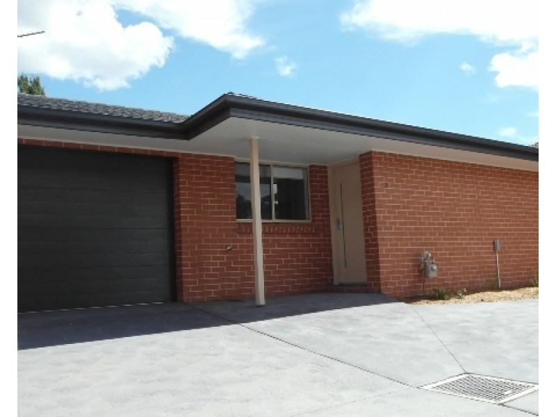 3/3 Broughton Place, Queanbeyan NSW 2620