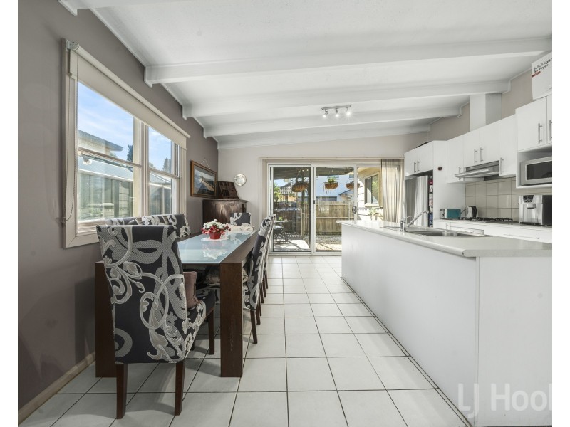 1/18 Mowatt Street, Queanbeyan East NSW 2620