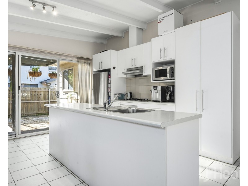 1/18 Mowatt Street, Queanbeyan East NSW 2620