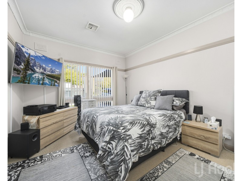 1/18 Mowatt Street, Queanbeyan East NSW 2620