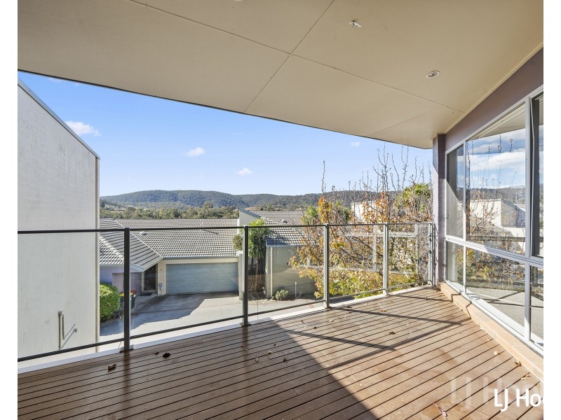 11/11 Doeberl Place, Karabar NSW 2620