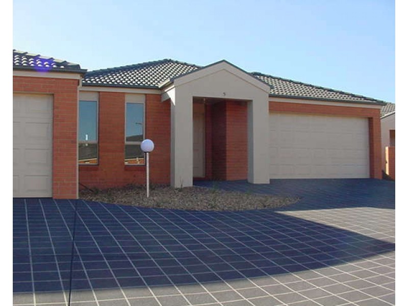 5/34-36 Pannamena Crescent, Jerrabomberra NSW 2619