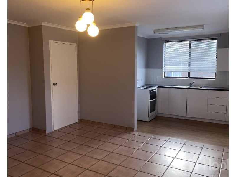 10/90 Collett Street, Queanbeyan NSW 2620