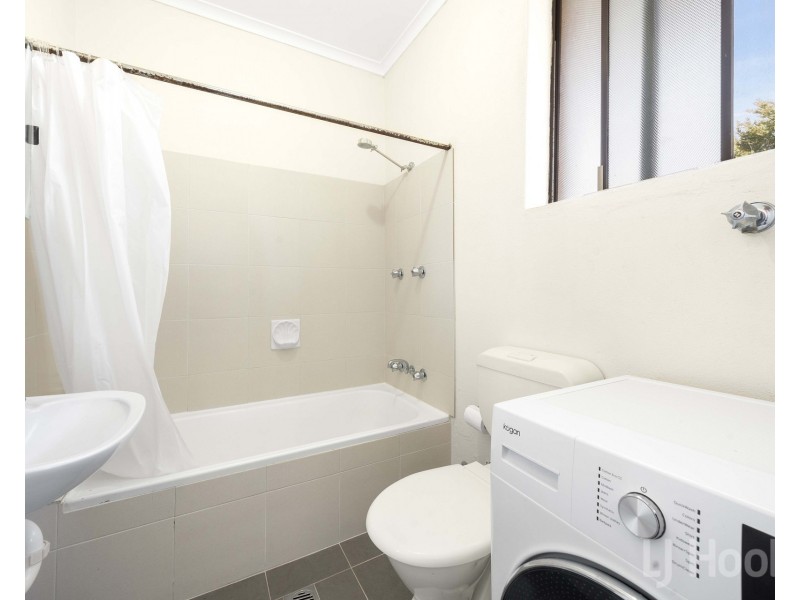 17/5 Mowatt Street, Queanbeyan East NSW 2620