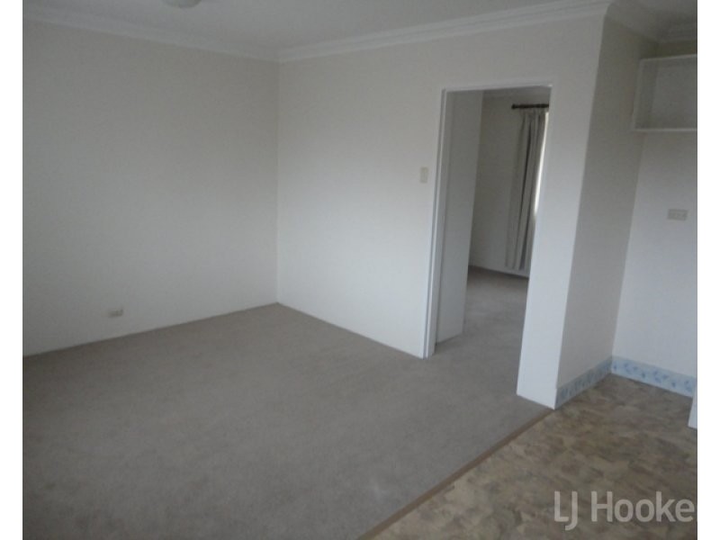 14/22 Mowatt Street, Queanbeyan NSW 2620