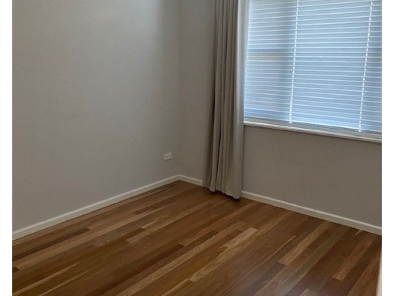 1/31 Stornaway Road, Queanbeyan NSW 2620