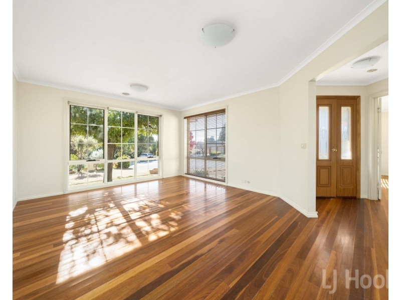 43 Allumba Street, Queanbeyan West NSW 2620