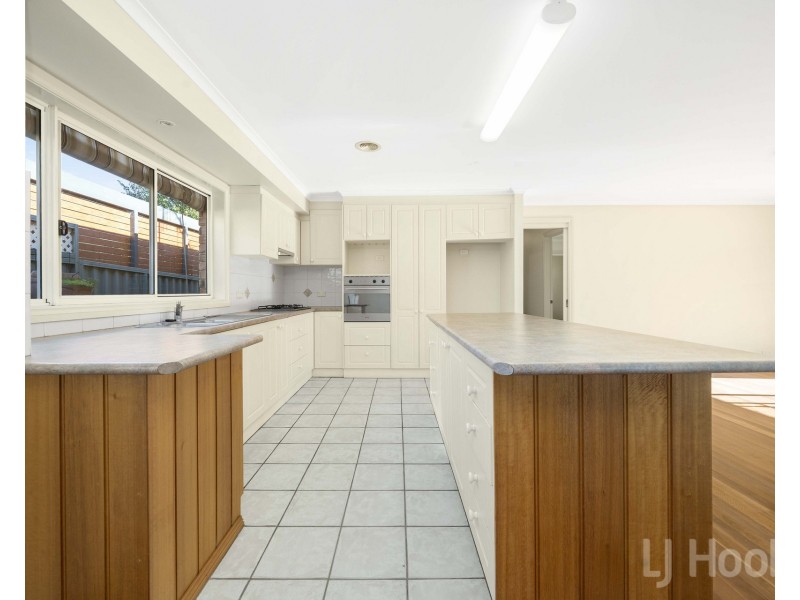 43 Allumba Street, Queanbeyan West NSW 2620