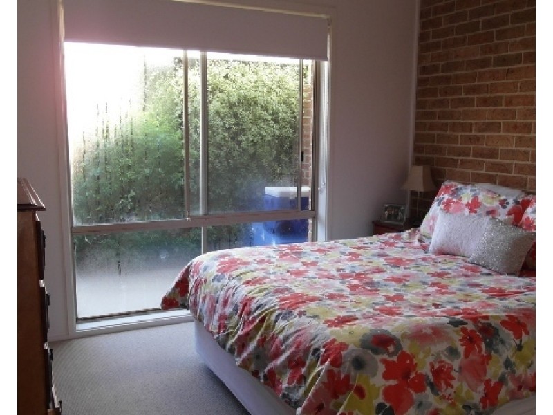 7/39 Walker Crescent, Jerrabomberra NSW 2619