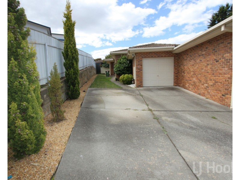 2/8 Kaye Place, Queanbeyan NSW 2620