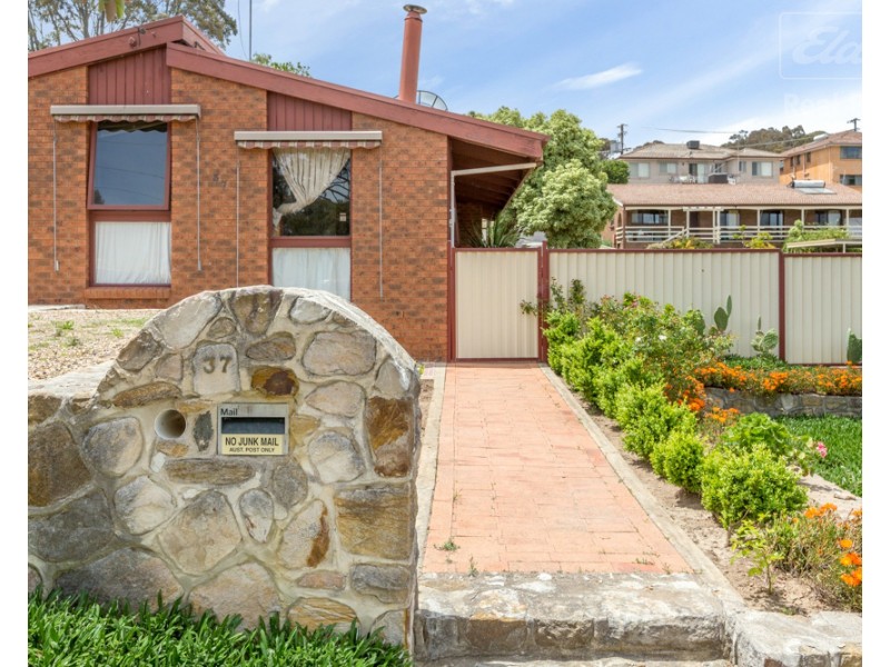37 John Bull Street, Queanbeyan West NSW 2620