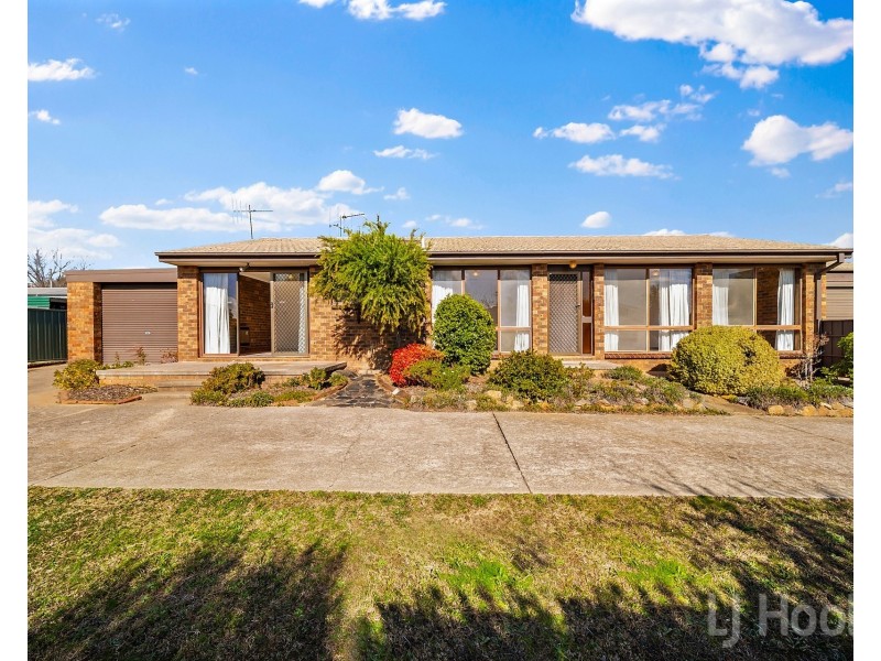 10 Hunt Place, Crestwood NSW 2620