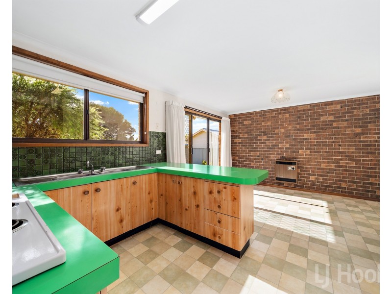 10 Hunt Place, Crestwood NSW 2620