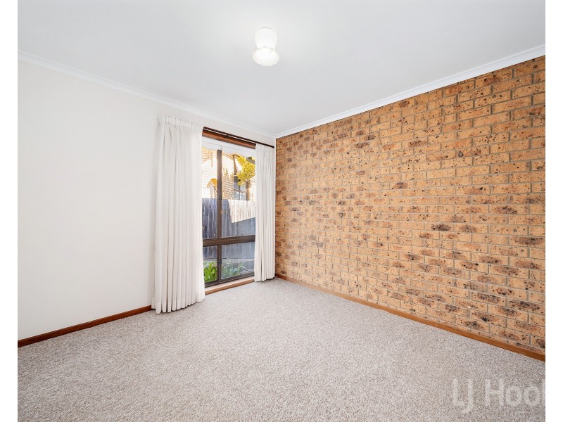 10 Hunt Place, Crestwood NSW 2620