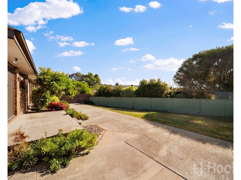 10 Hunt Place, Crestwood NSW 2620