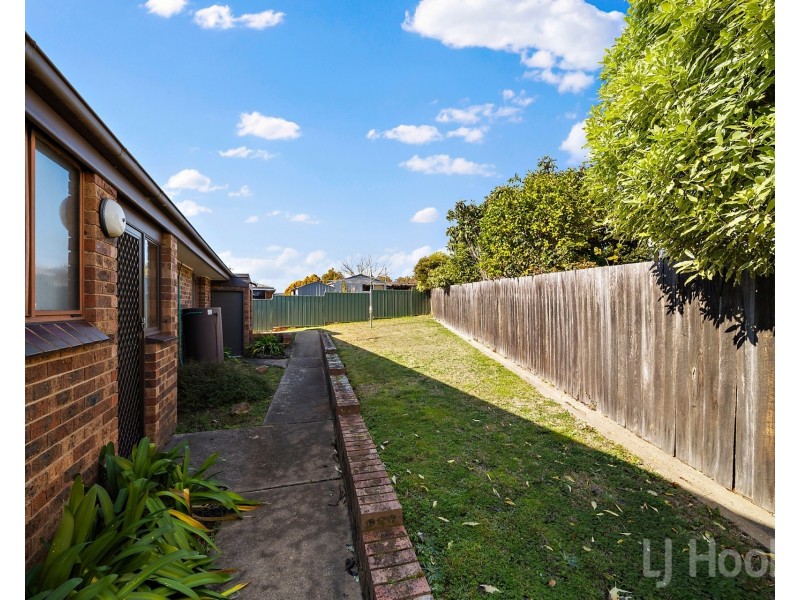 10 Hunt Place, Crestwood NSW 2620