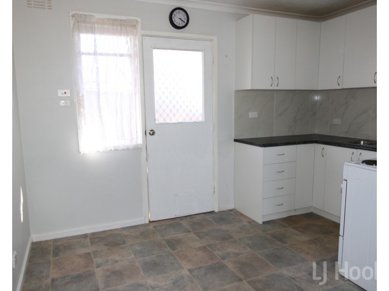 8/4 Gerald Street, Queanbeyan NSW 2620