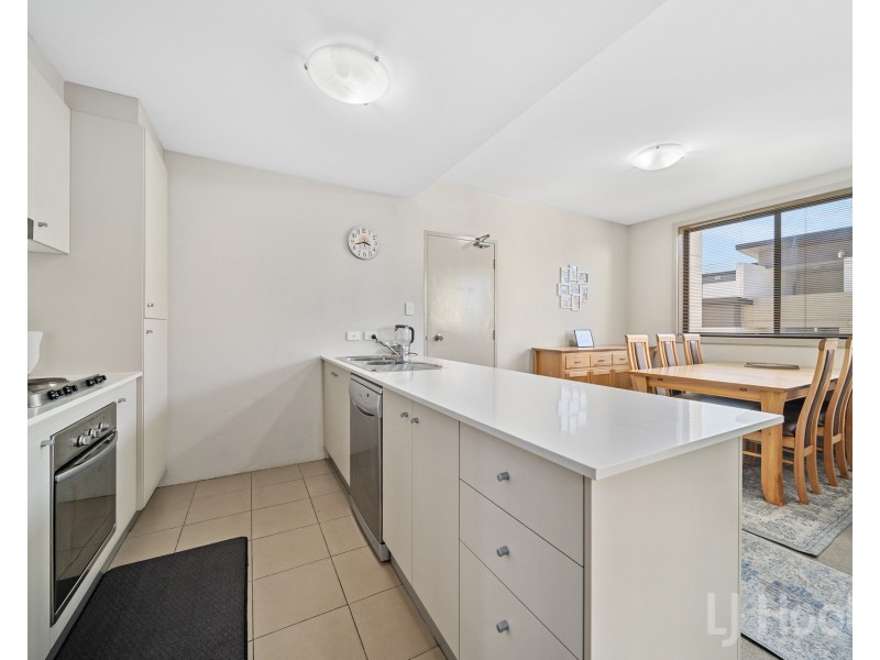 37/3A Stornaway Road, Queanbeyan NSW 2620