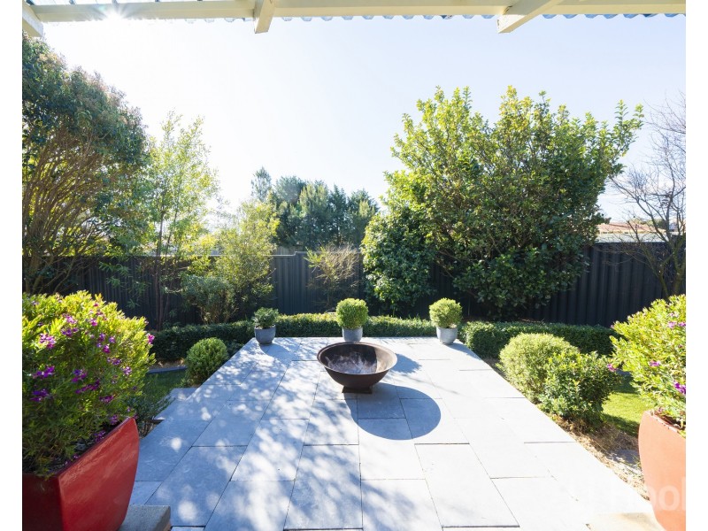 15 Snow Gum Place, Jerrabomberra NSW 2619