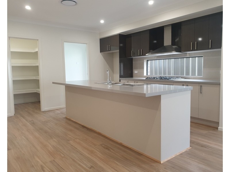 29 Zealie Bend, Googong NSW 2620