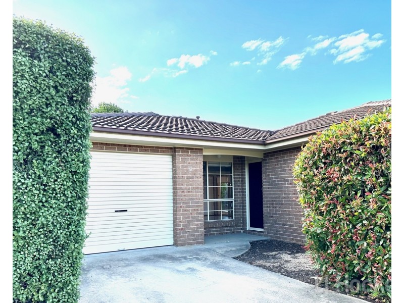 2/13-15 Patanga Gardens, Queanbeyan NSW 2620