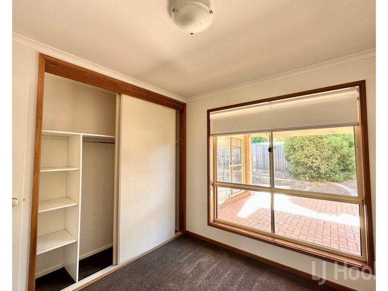 2/13-15 Patanga Gardens, Queanbeyan NSW 2620