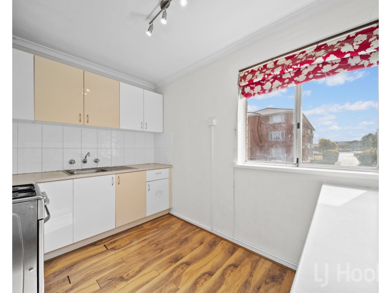 3/2 Velacia Place, Crestwood NSW 2620