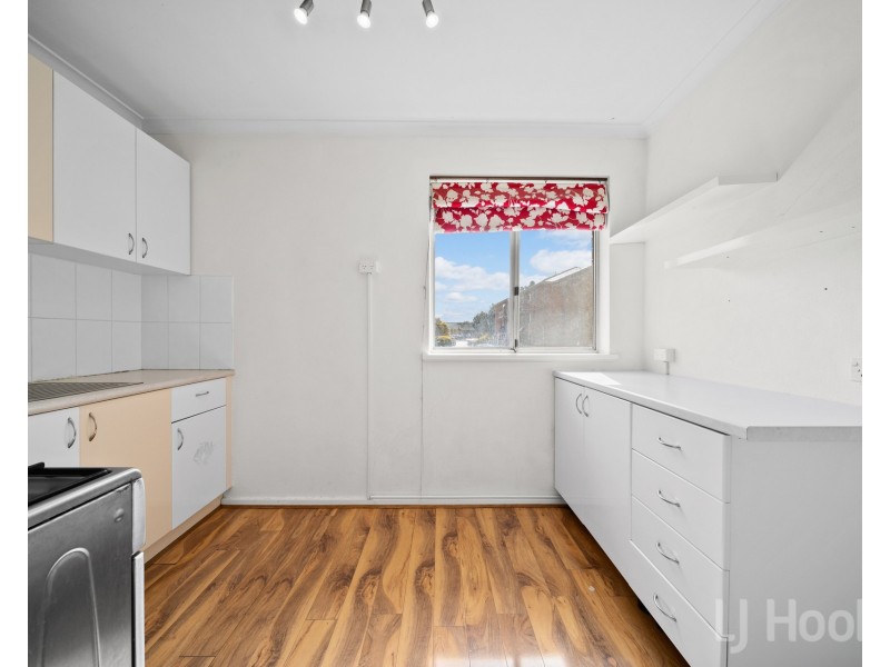 3/2 Velacia Place, Crestwood NSW 2620