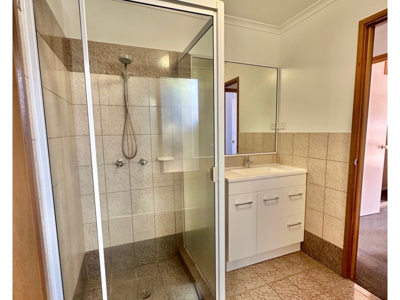 2/13-15 Patanga Gardens, Queanbeyan NSW 2620