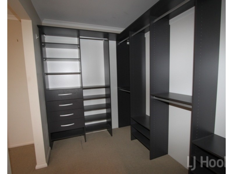 6/11 Doeberl Place, Queanbeyan NSW 2620