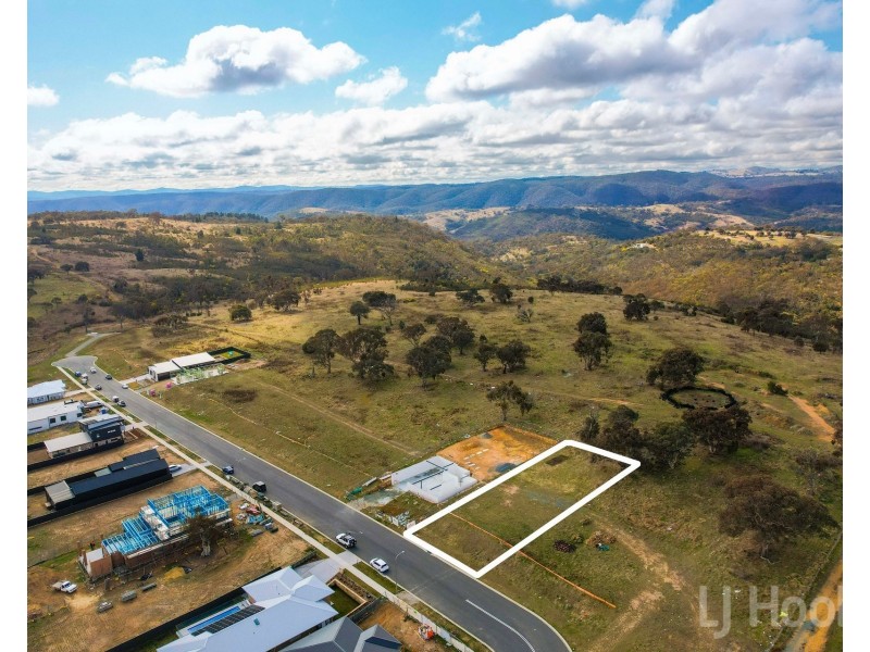 10 Chimney Rise, Googong NSW 2620