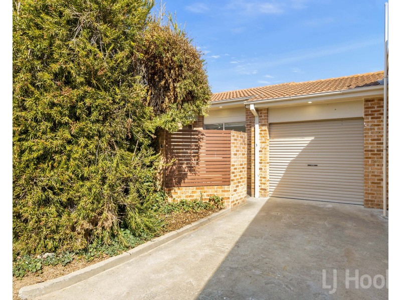 3/53 Walker Crescent, Jerrabomberra NSW 2619