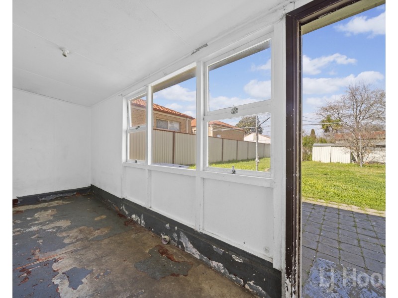 19 Alice Street, Queanbeyan NSW 2620