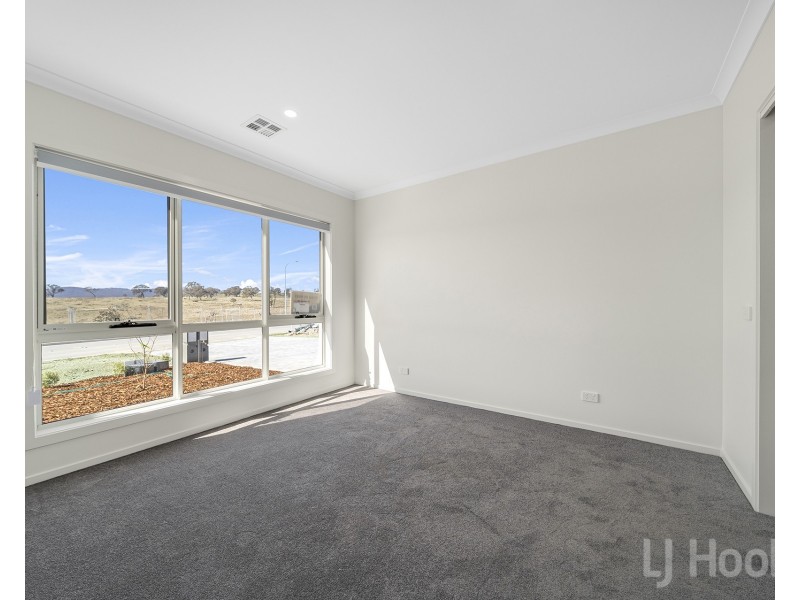 236 Glenrock Drive, Googong NSW 2620