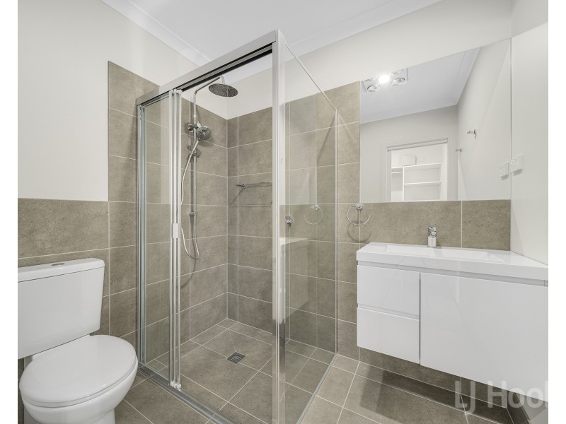 236 Glenrock Drive, Googong NSW 2620